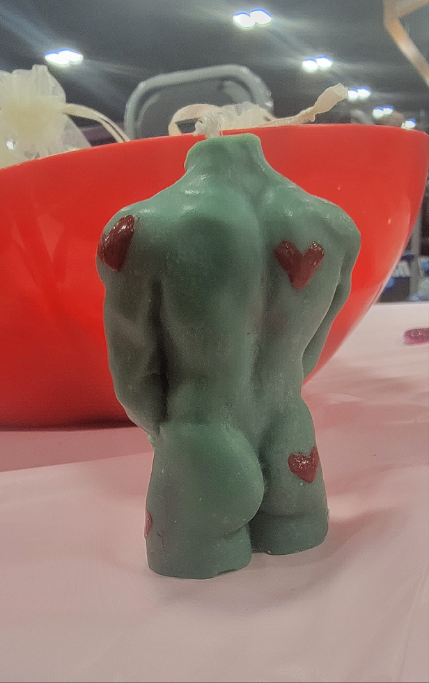 Greedy Love Figure Candle – Desire, Abundance & Heart’s Longing